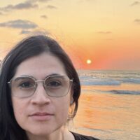 Nidia Anaya Psychotherapist